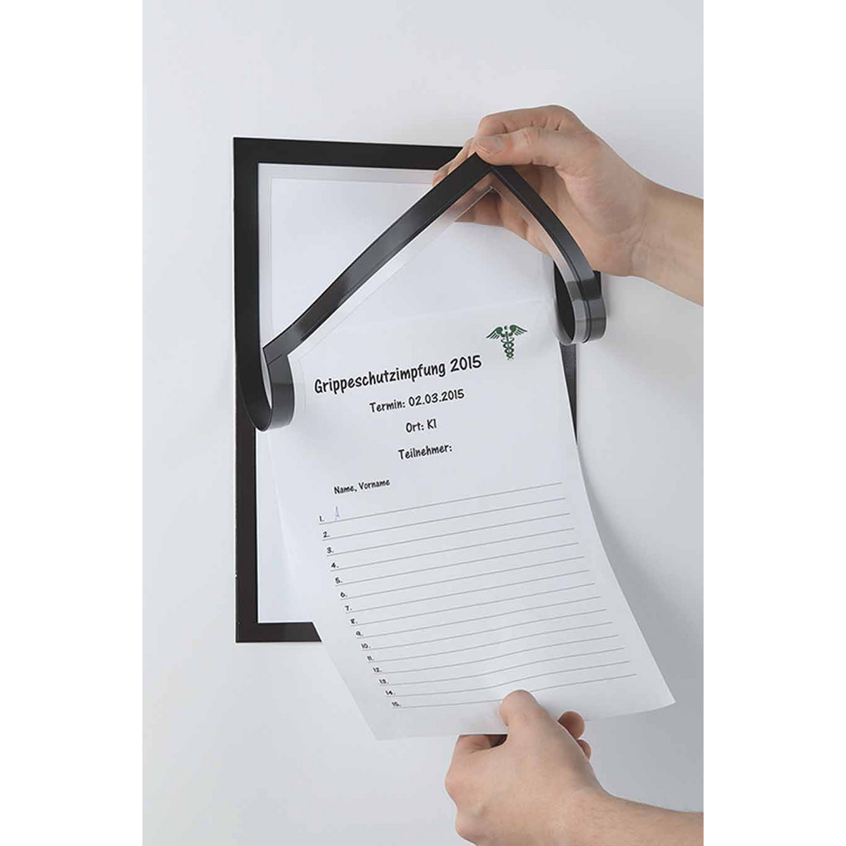 www.PARTNERPAPES.pl - Ramka samoprzylepna Durafarme Note A4 czarna